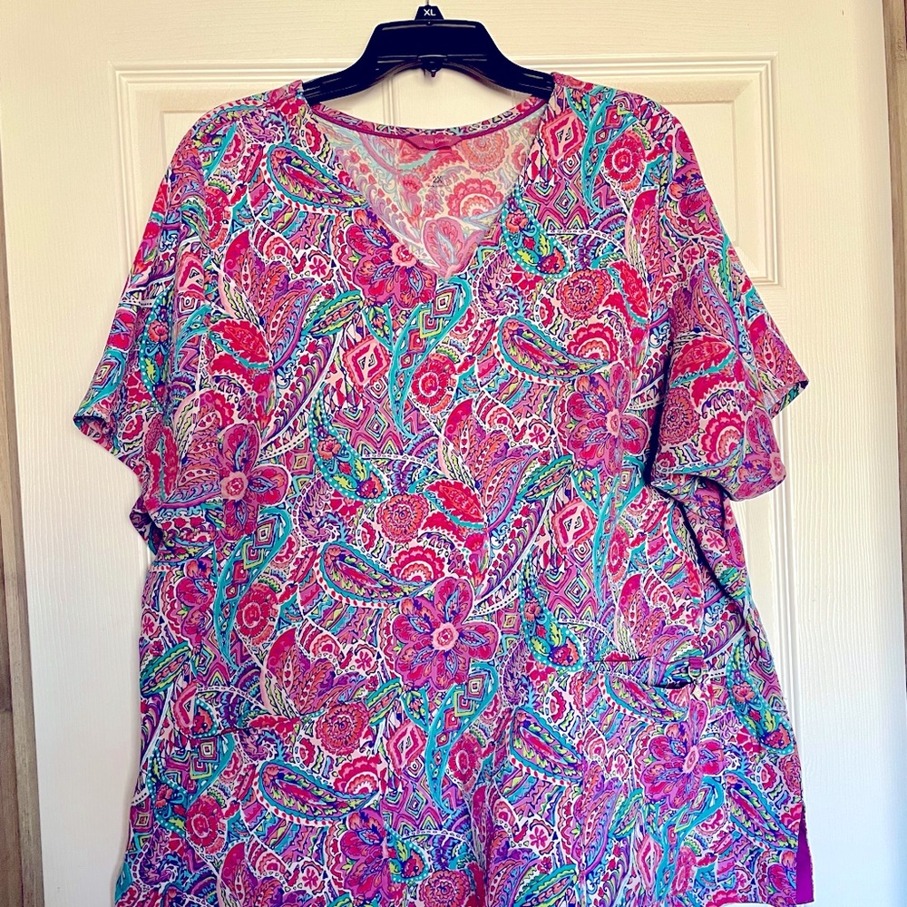 Vera Bradley 2X Scrub Top
